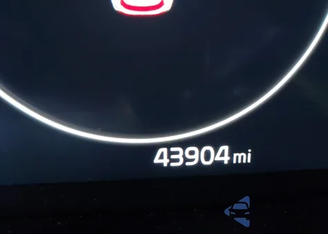 2023 Kia Sorento Sx z USA, uszkodzony, nr VIN 5XYRK4LF8PG218748